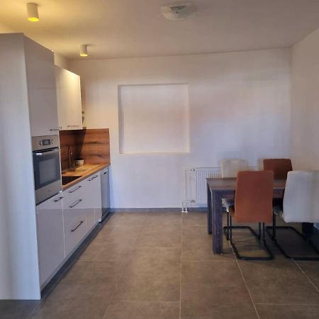 Apartment Mate Sukošan Exterior foto